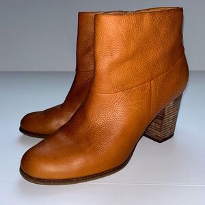 Cole Haan Cassidy Nubuck Leather‎ Ankle Booties in Brown Sugar Color Sz 9.5